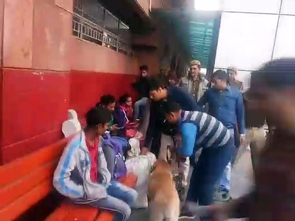 Meerut: अयोध्या के फैसले के बाद 6 दिसंबर पर कड़ी सुरक्षा, चेकिंग के साथ संदिग्ध लोगों पर नजर
