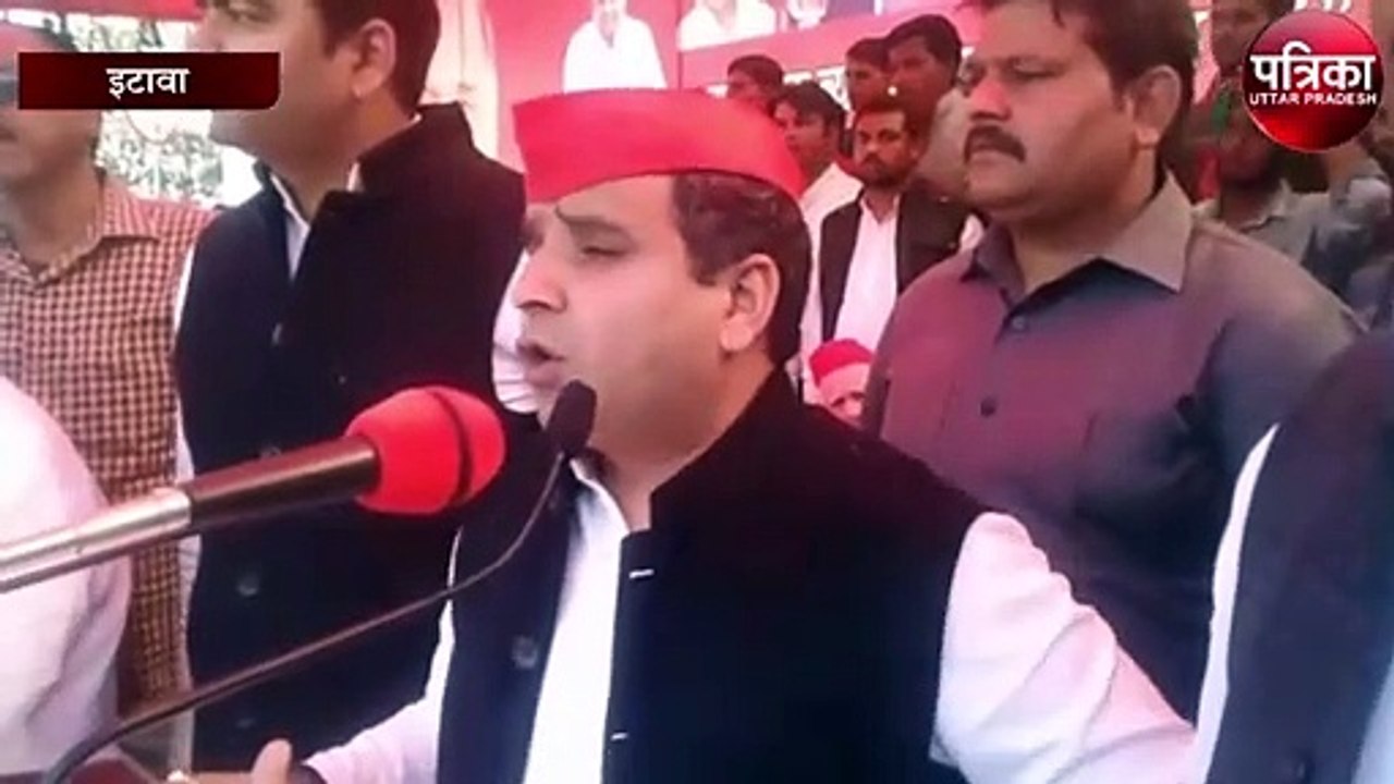 अखिलेश यादव के चचेरे भाई धर्मेंद्र यादव ने योगी सरकार को उखाड़ फेकने का किया आवाहन, देखें वीडियो