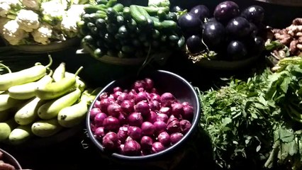 फिर रुला रहा प्याज, भाव 75 के पार