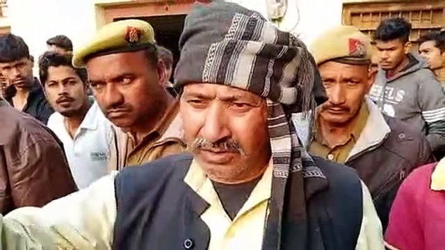 फौजी के मासूम बच्चों को देख नम हुईं लोगों की आंखें