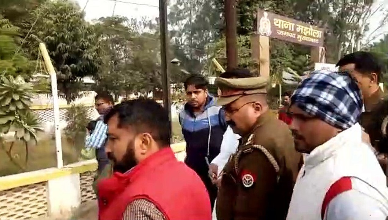 Moradabad: BJP MLA की गाड़ी को बेकाबू कार ने मार...