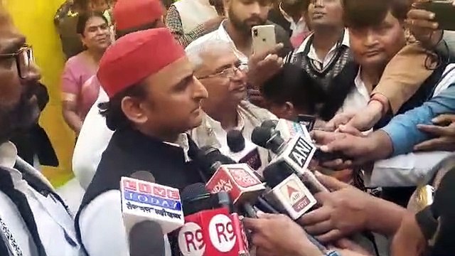Akhilesh Yadav said CM yogi is preventing UP Deputy CM from working