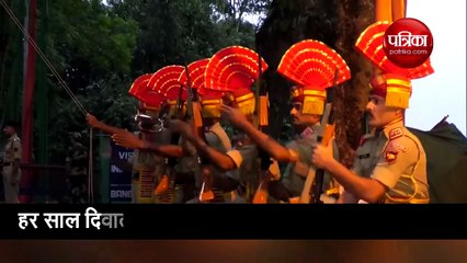 भारत बांग्लादेश बॉर्डर पर मिठाईंयां बांटी