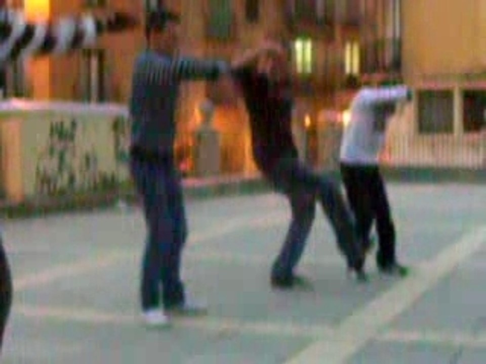 Tecktonik en haut de l'Acqueduc