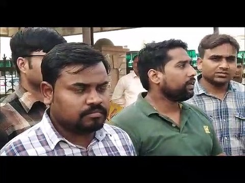 स्कूलों में जमा होने वाले दाखिले के फार्म से लगा दिया बैंकों को करोड़ों का चूना