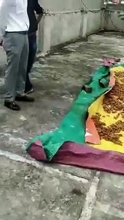 मिलावटी हींग बनाने की फैक्ट्री पर मारा छापा