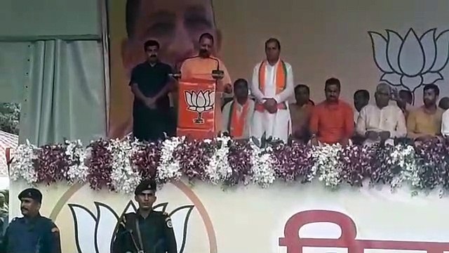 सहारनपुर में उत्तर प्रदेश के मुख्यमंत्री योगी आदित्यनाथ