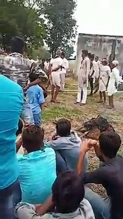 कुएं में गिरे बच्चे की मौत, तांत्रिक करते रहे जिंदा करने का प्रयास