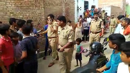 आवाज देकर रात में आशिक को घर से बाहर बुलाया और फिर किया ये काम, देखें वीडियो