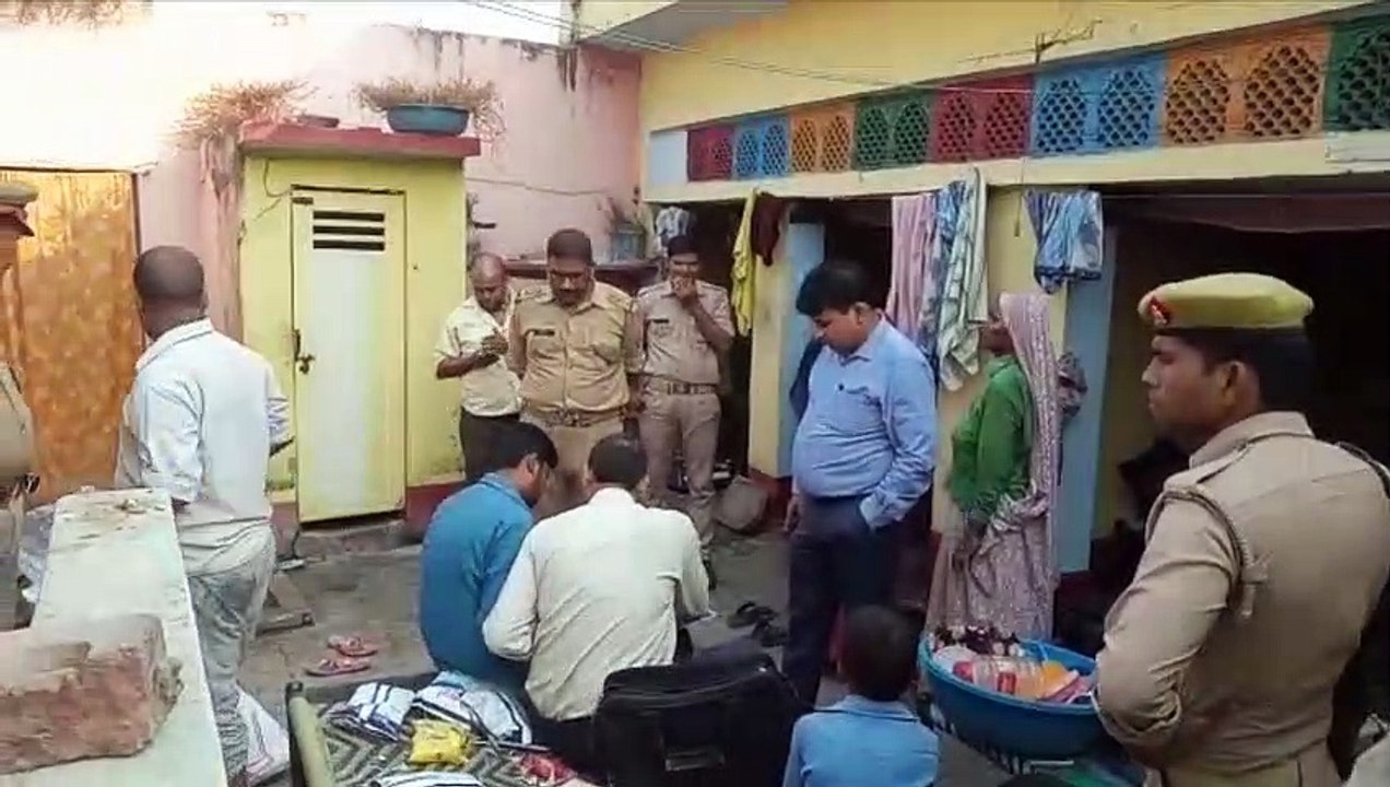 अगर आप भी खा रहे हैं मावे की  मिठाई तो हो जाइए सावधान, ऐसे तैयार हो रहा नकली मावा
