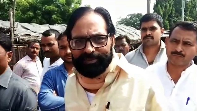 कोर्ट में पेश हुए पूर्व सांसद व विधायक