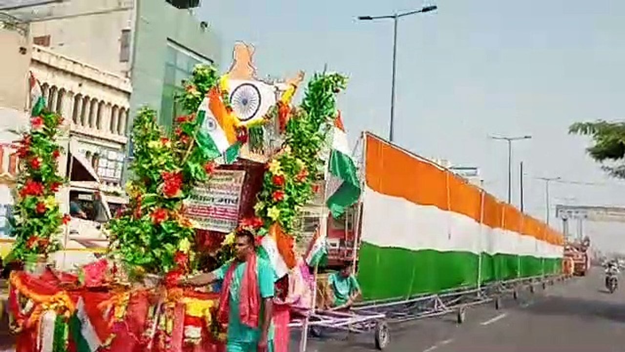 जनसंख्या नियंत्रण काननू बनाने की मांग