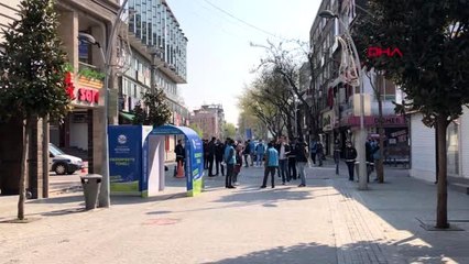 SAKARYA Polislerden ekmek istedi