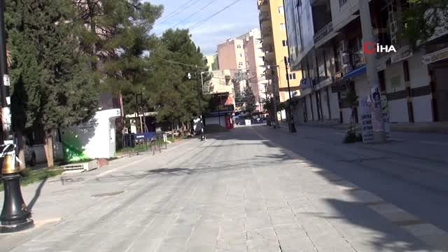 Kızıltepe'de sokağa çıkma yasağının ardından caddeler sessizliğe büründü