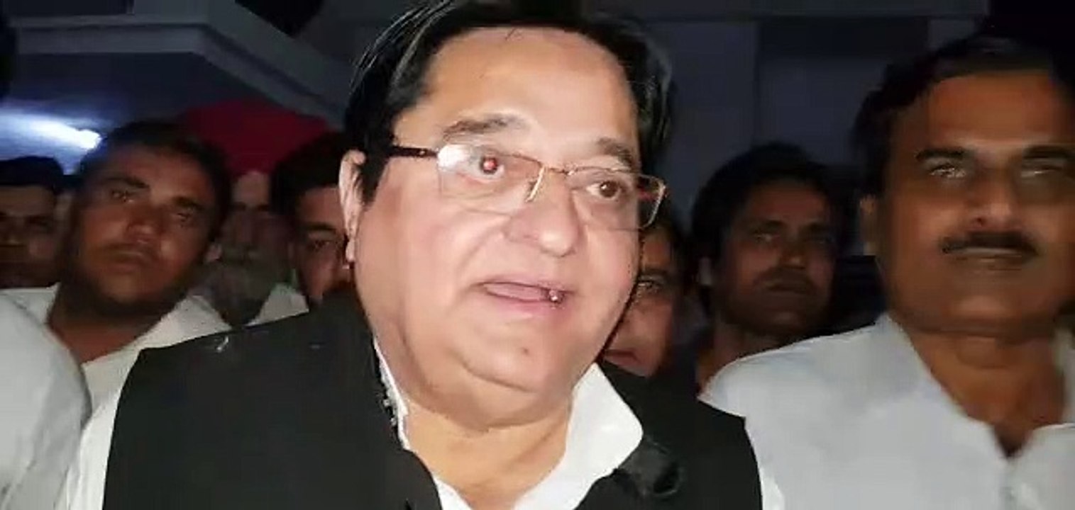 Rampur: रात 12 बजे अचानक एसपी अजय पाल शर्मा से मिलने पहुंचे सपा सासद और तीन विधायक- देखें वीडियो