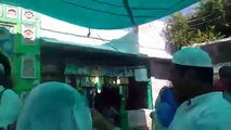Ajmer News : दरगाह में 10 रुपए के लिए कैसे भिड़े भिश्ती...देखें वीडियो