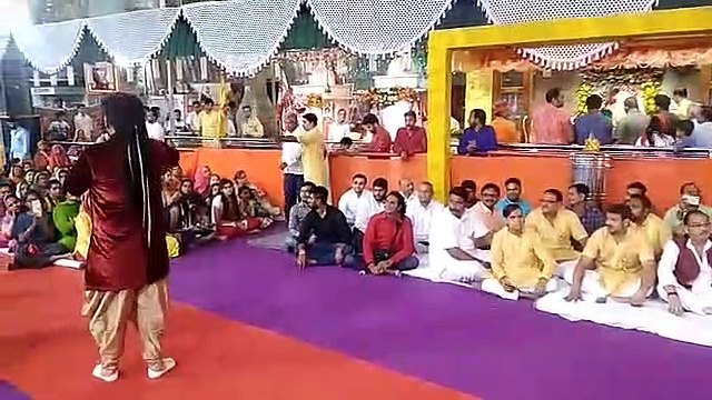 Navratri 2019: चलो बुलावा आया है... श्रद्धालुओं ने भक्ति रस में लगाए गोते