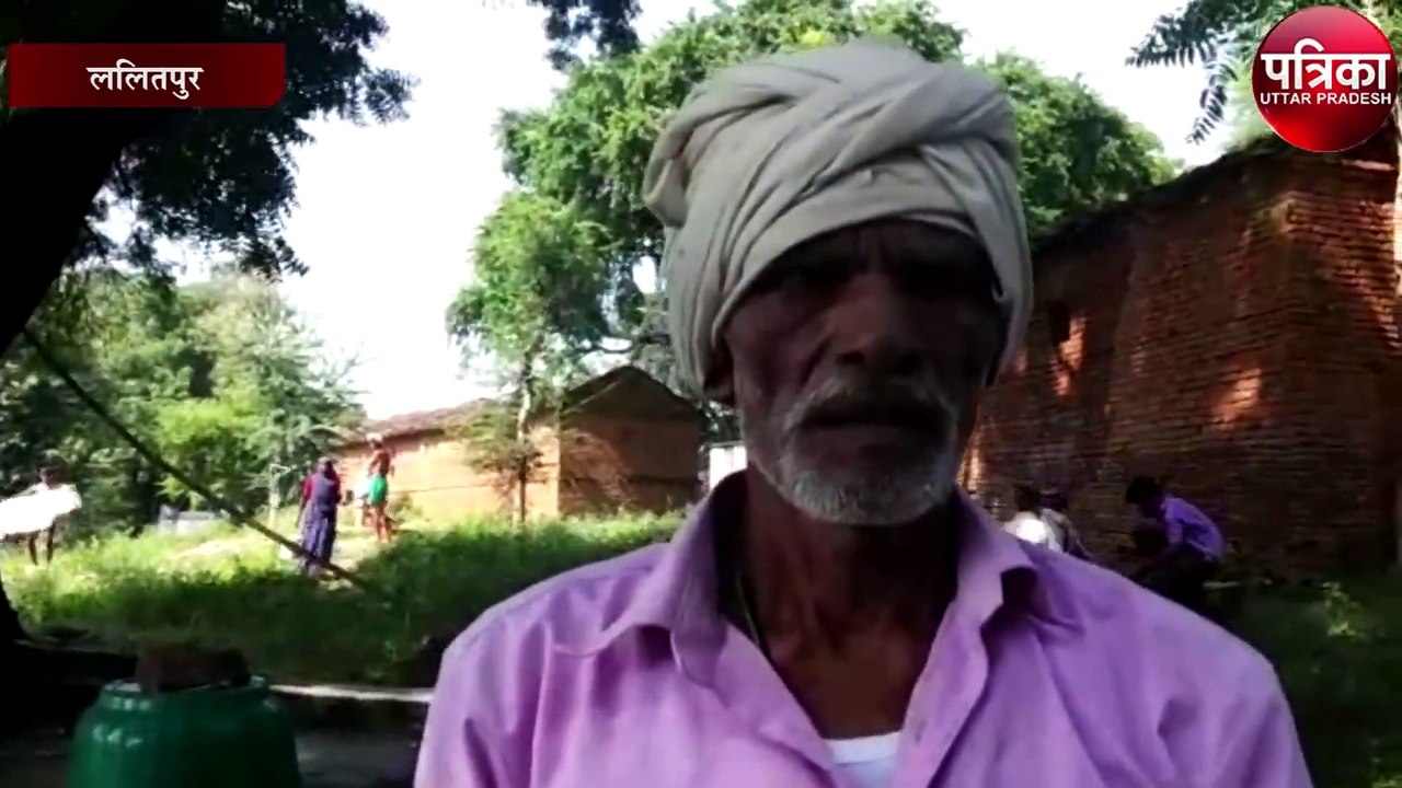 नाग-नागिन जोड़े के नृत्य से गांव में भजन कीर्तन हुए शुरू