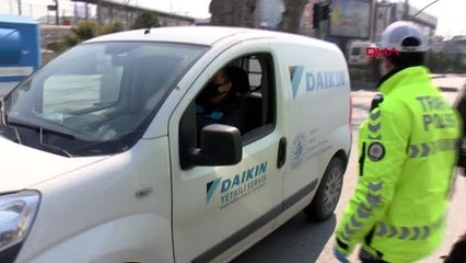 İSTANBUL'DA YASAK SONRASI TRAFİĞE ÇIKAN ARAÇLARA DENETİM