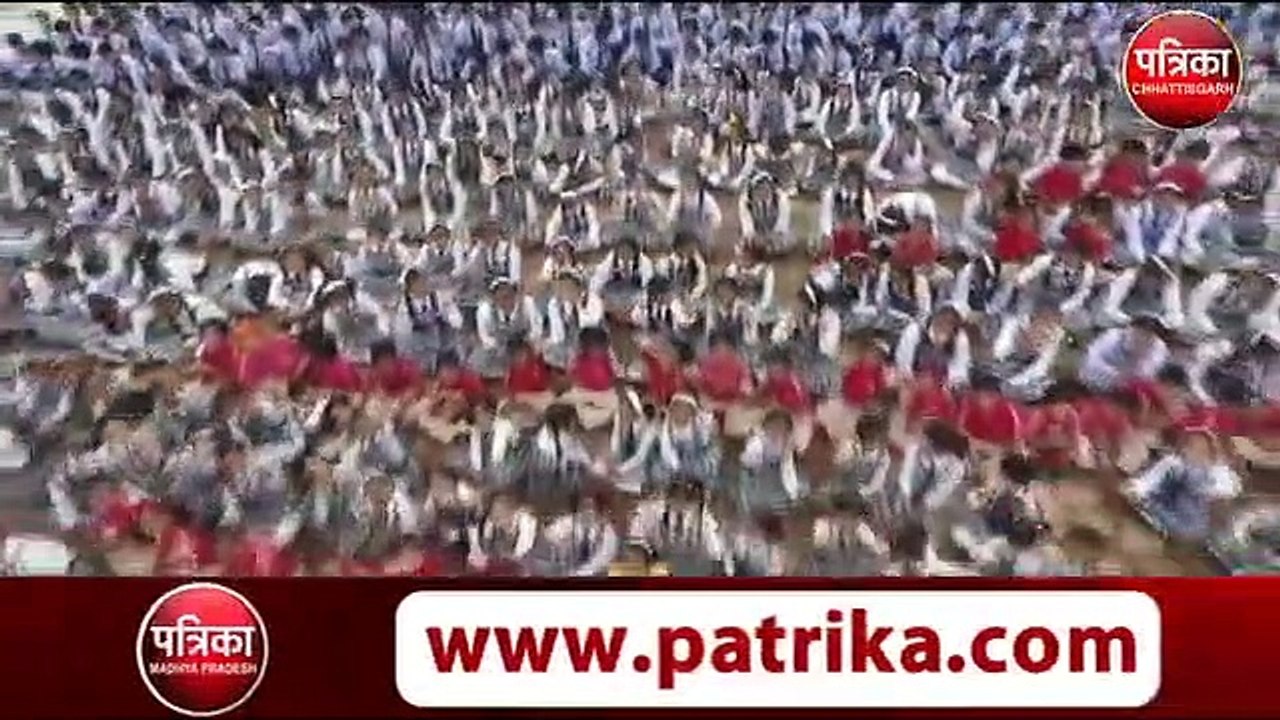 स्कूली छात्रों ने अनोखे ढंग से दिया पीएम मोदी का संदेश