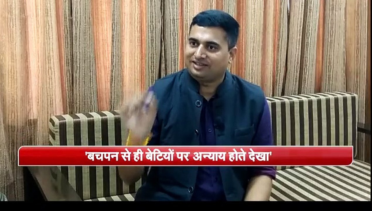 कॉलेज में शिवराज सिंह ने पहले एक लड़की को दिया था फूल फिर उसे बना लिया अपनी बहन