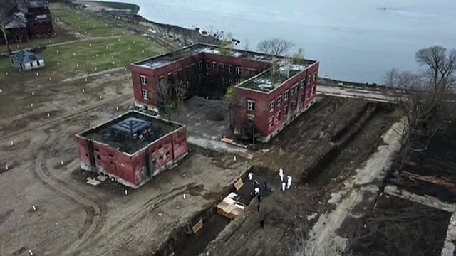 Fosas comunes en Nueva York para acoger a los fallecidos por el Covid-19