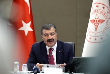 Sağlık Bakanı Koca: "Hastalığı kontrol altına andığımız anda, özlediğimiz hayatın güneşi doğmaya...