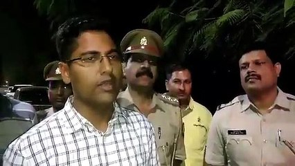 Ghaziabad: Police ने जैसे ही किया रुकने का इशारा, युवक ने चला दी गोली- देखें वीडियो