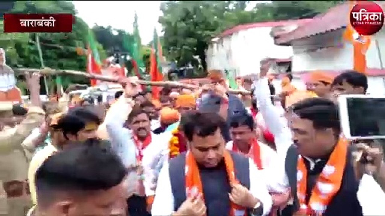 भाजपा से अंबरीष रावत और सपा से गौरव रावत ने किया नामांकन, देखें वीडियो