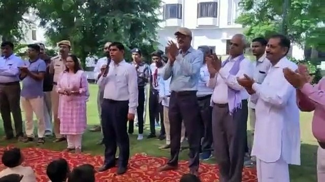सिंगल यूज प्लास्टिक के विरोध में निकाली जनजागृति रैली