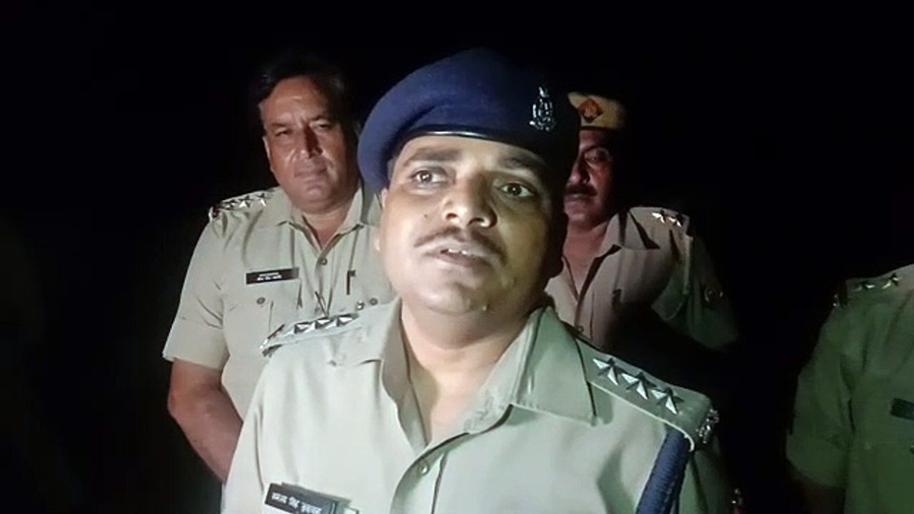 25 हज़ार के इनामी बदमाश का पुलिस ने मुठभेड़ में...