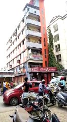 पांचवी मंजिल से छलांग