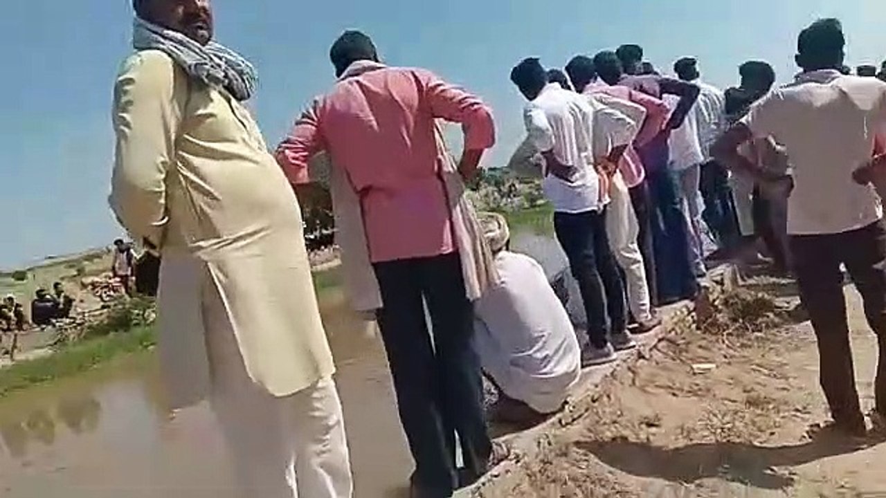 कार नहर में गिरी, एक की मौत