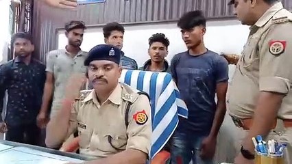 अनोखे अंदाज में चोरी करने