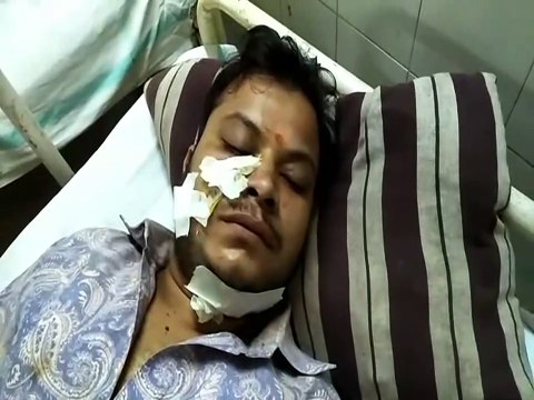 दो छात्रों में हुआ खूनी संघर्ष, एक की चाकू से गर्दन काटी, शहर में फैली सनसनी