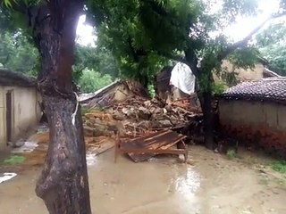 Hundred houses of rain fell in Prayagraj UP