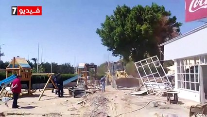 إزالة 4 آلاف متر تعديات على أراضى الدولة بالغردقة وإحالة المخالفين للنيابة العسكرية