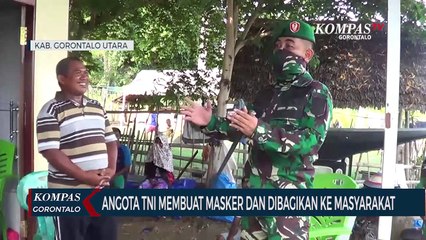 Angota TNI Membuat Masker dan Dibagikan Kemasyarakat