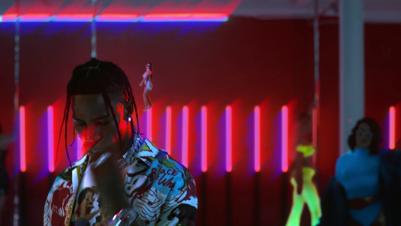 TRAVIS SCOTT - HIGHEST IN THE ROOM