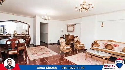 شقة للبيع 135م لوران ( بين الترام و شارع أبوقير )