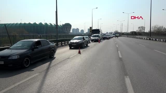 Polis ekipleri sokağa çıkma yasağına uymayanlara ceza kesti