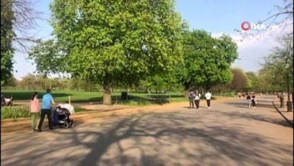 İngilizler, güzel havayı fırsat bildi koronayı unuttu