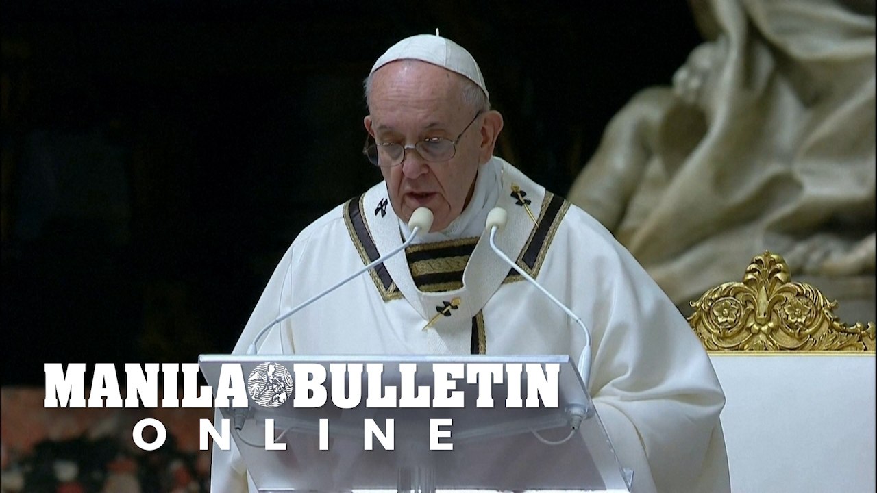 Pope gives Easter Saturday sermon