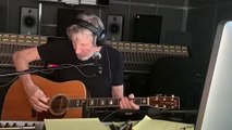 Roger Waters, Koronavirüs nedeniyle hayatını kaybeden müzisyen arkadaşı John Prine için söyledi