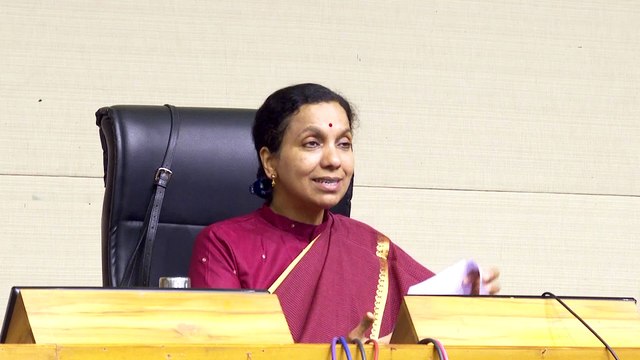 25 NEW CORONAVIRUS CASES TAKE TALLY TO 493 IN GUJARAT SAYS DR JAYANTI RAVI HEALTH OFFICER OF GUJARAT GOVERNMENT AT A PRESS CONFERENCE IN GANDHINAGAR