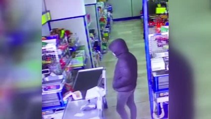 KONYA Markette silahlı soygun girişiminde bulunan zanlı Çikolata almaya girdim, birden aklıma geldi