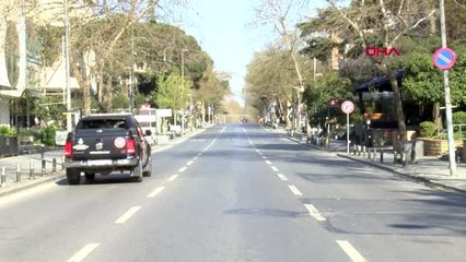 YASAĞIN İKİNCİ GÜNÜNDE BAĞDAT CADDESİ BOŞ KALDI