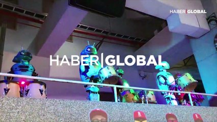 Lig açıldı, stat robotların oldu