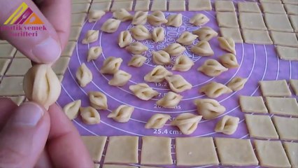 GÖRÜNCE HEMEN DENEMEK İSTEYECEĞİNİZ SADECE 3 YUMURTAYLA YAPILAN YALANCI MANTI TARİFİ