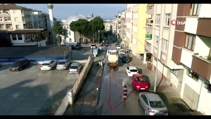 Yasağı fırsat bilen belediye sokaklarda virüs temizliği yaptı